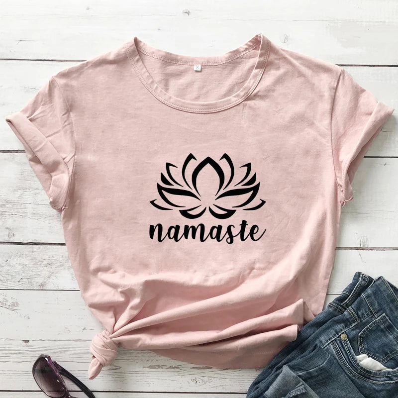 Camiseta Feminina Namaste Lotus Flower - Camiseta Gráfica Vegana e Estética para Yoga